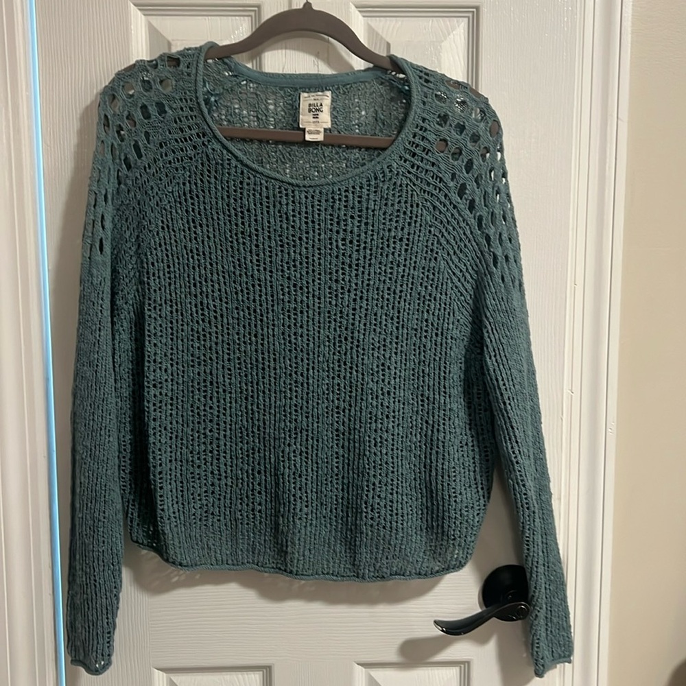 Billabong light sweater perfect for summer nights or fall worn once!